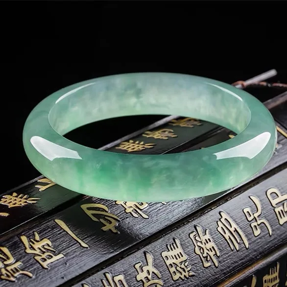 Natural Myanmar jadeite bracel - đánh giá và giá Coordinates Bracelet