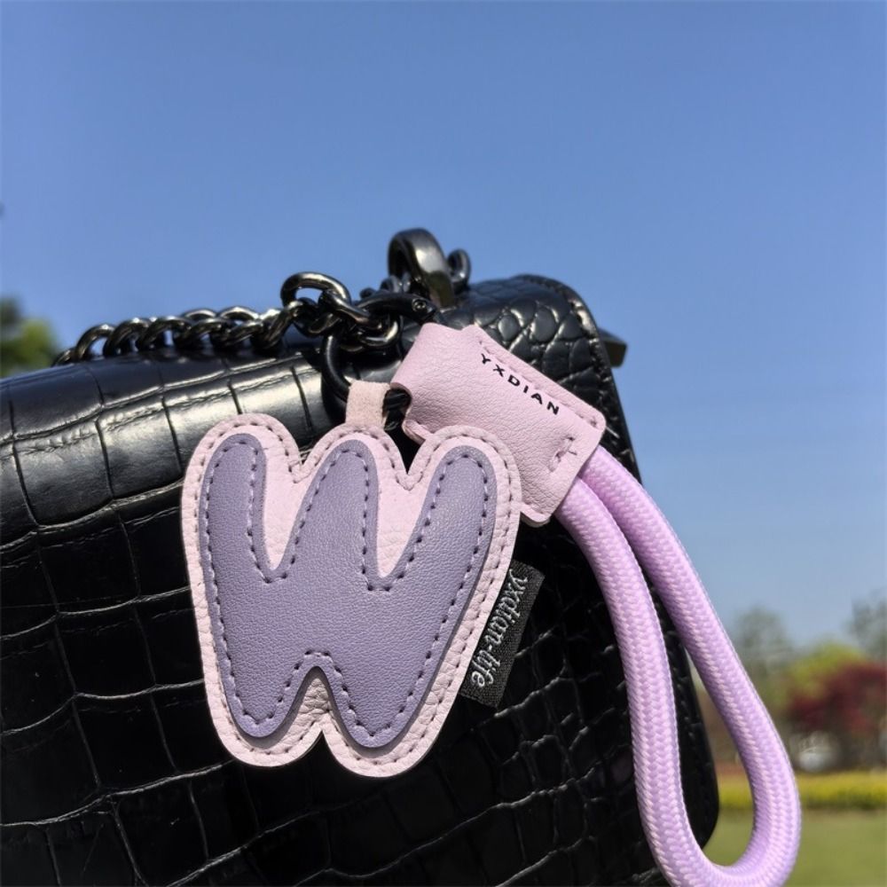 Sweet 26 Letter Keychain PU Le - đánh giá và giá Monogram Keychain Leather